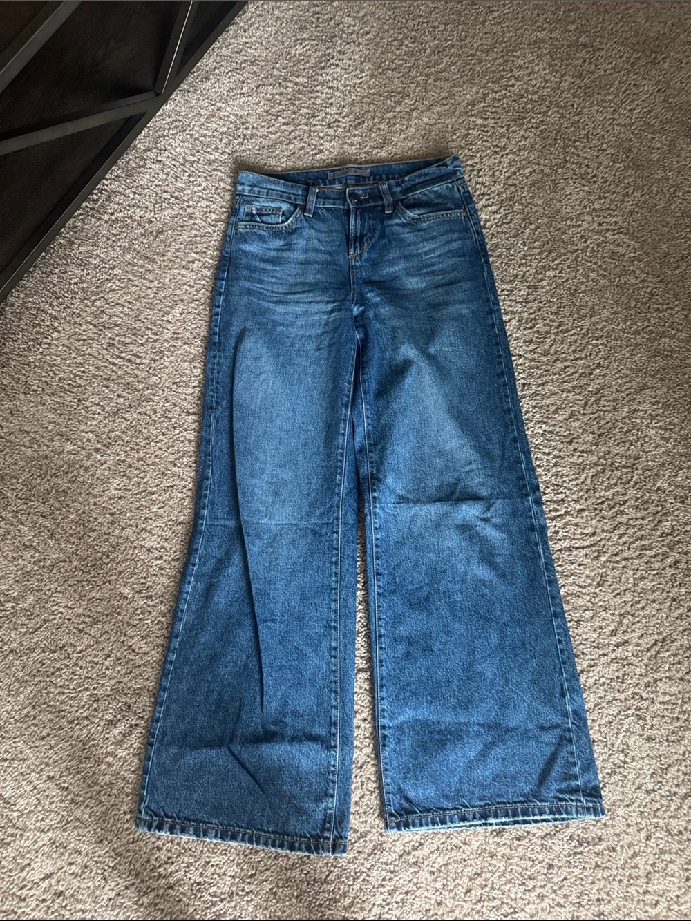 Joe's Jeans Wide-Leg Low-Rise Jeans in Blue Denim